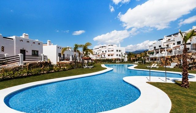 Townhouse in Estepona – DVG-DTH1271