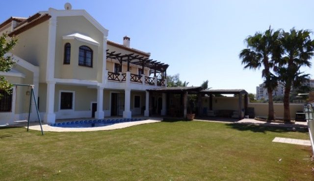 Villa in Torrequebrada – DVG-V0097